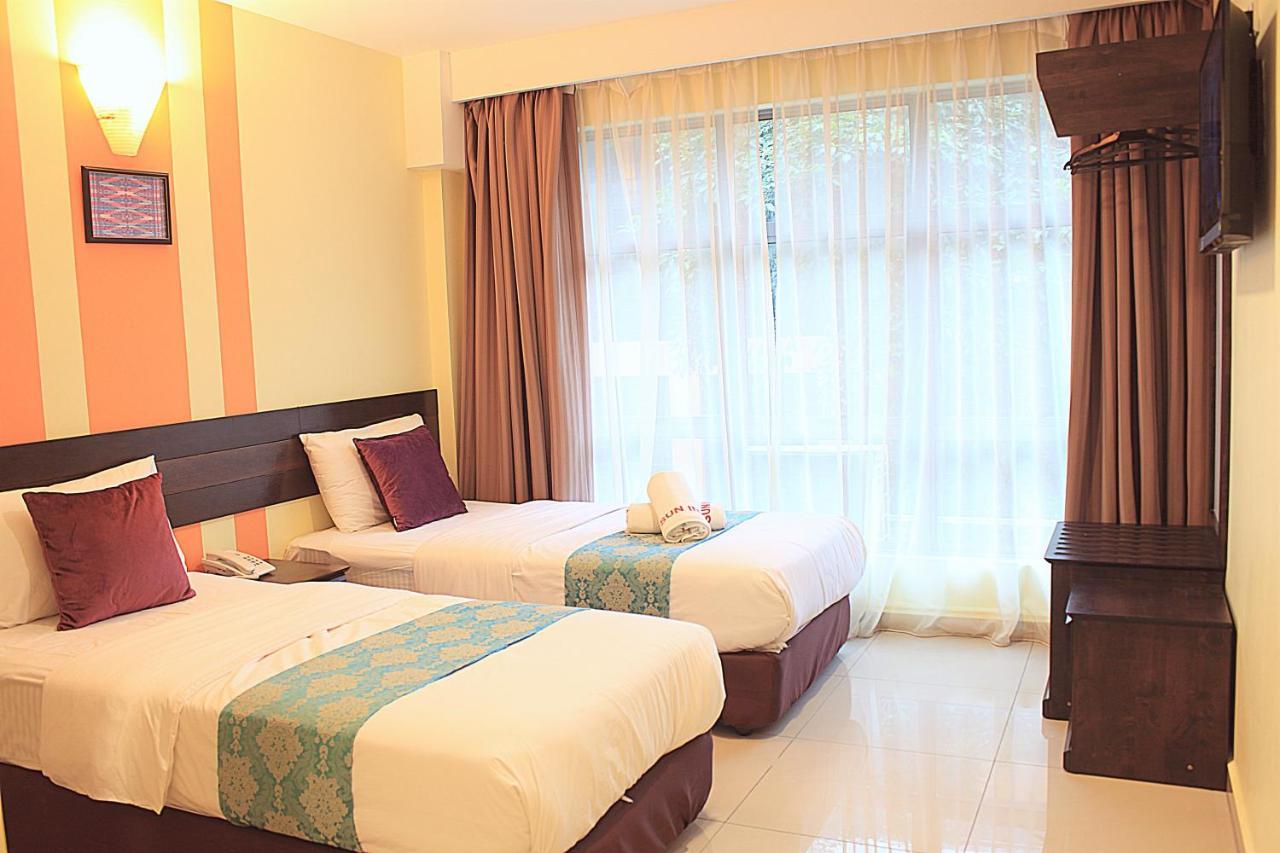 Sun Inns Permas Jaya Johor Bahru Exterior photo